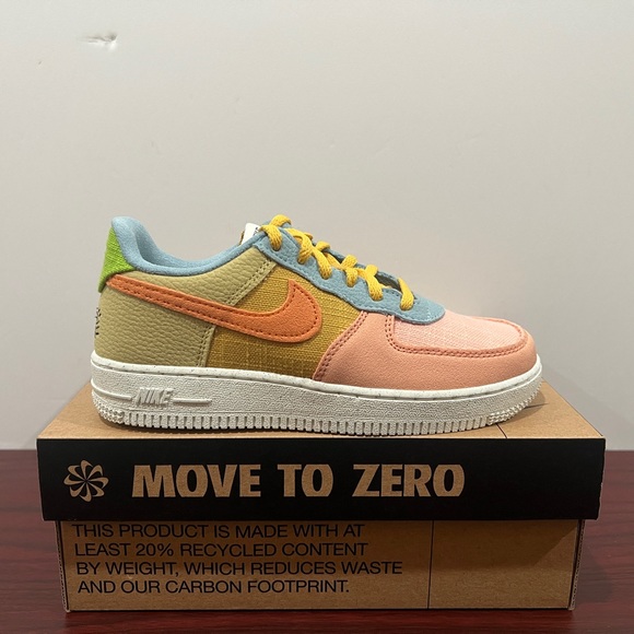 Nike Air Force 1 LV8, DM1009-700, Sun Club - Picture 1 of 13